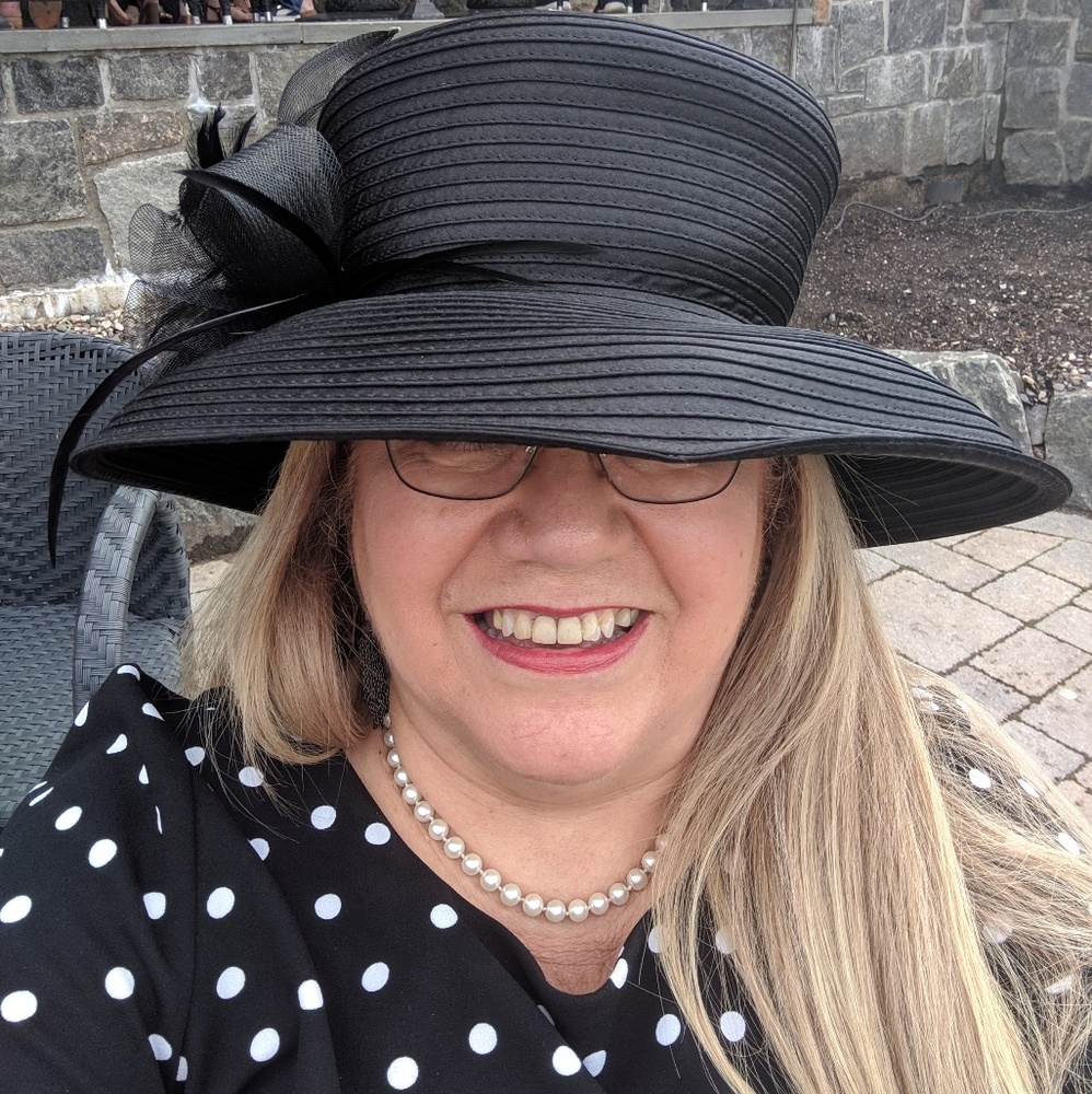 Meet your Posher, Miriam